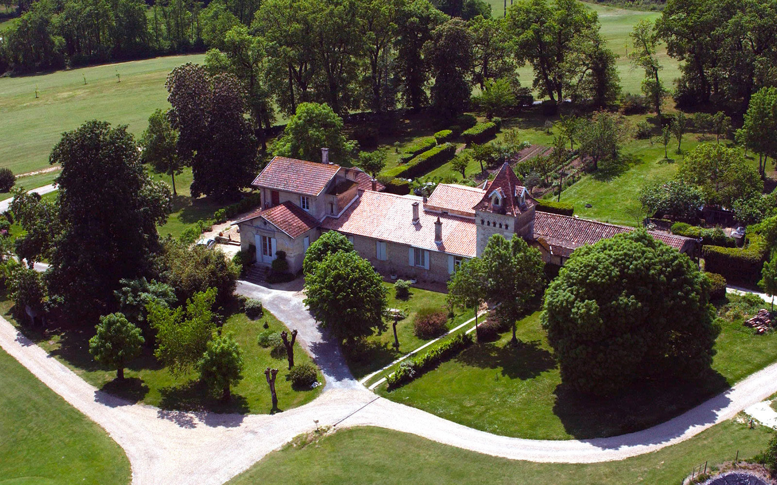 Teynac golf course, castle wine