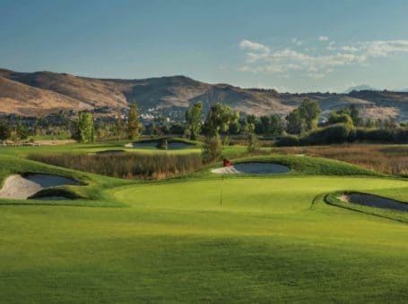 Red Hawk Golf & Resort