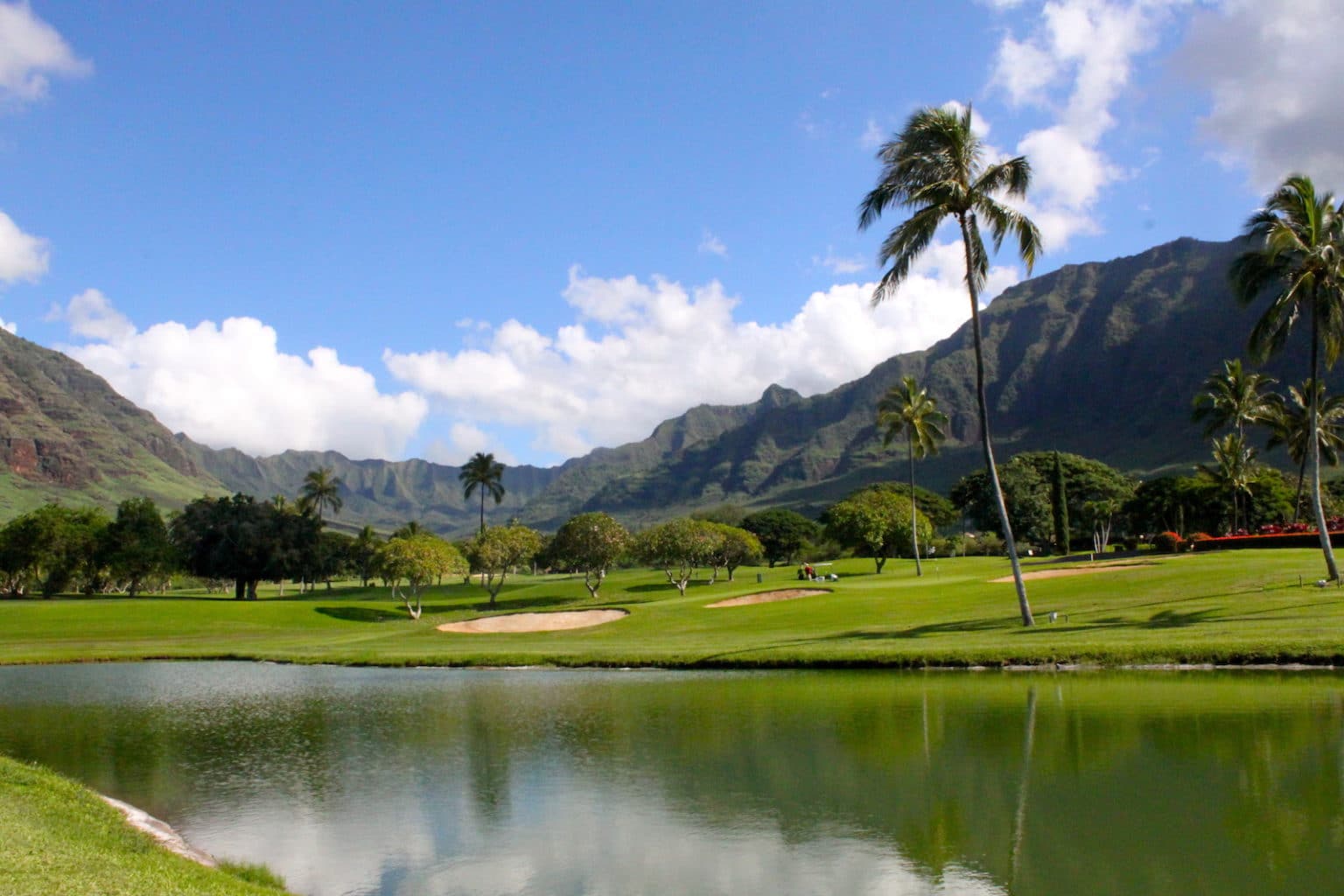 Makaha Valley Country Club, golf on O'ahu, Hawaii