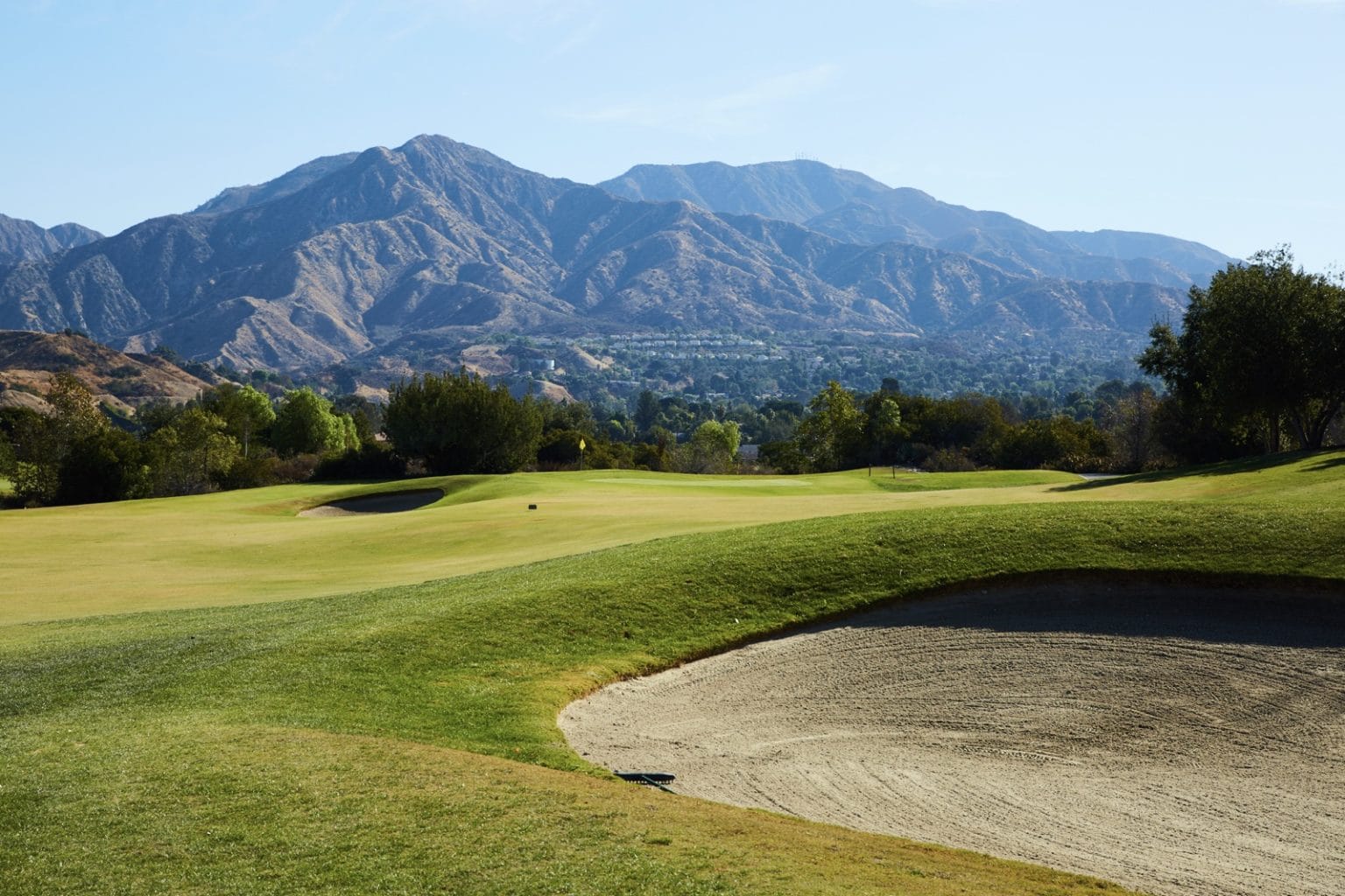 Angeles National Golf, 18 hole golf in California near Los Angeles