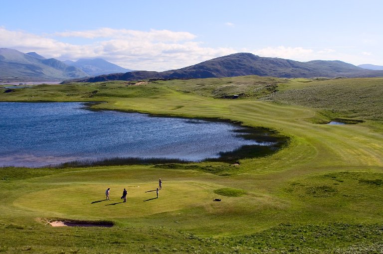 Durness Golf Club , golf in scotland