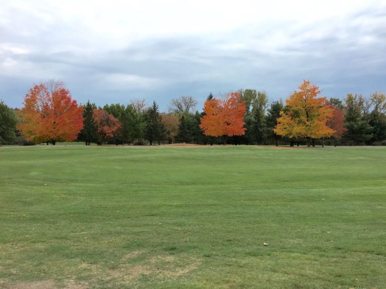 Van Schaick Island Country Club