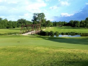 Whispering Oaks Golf Club