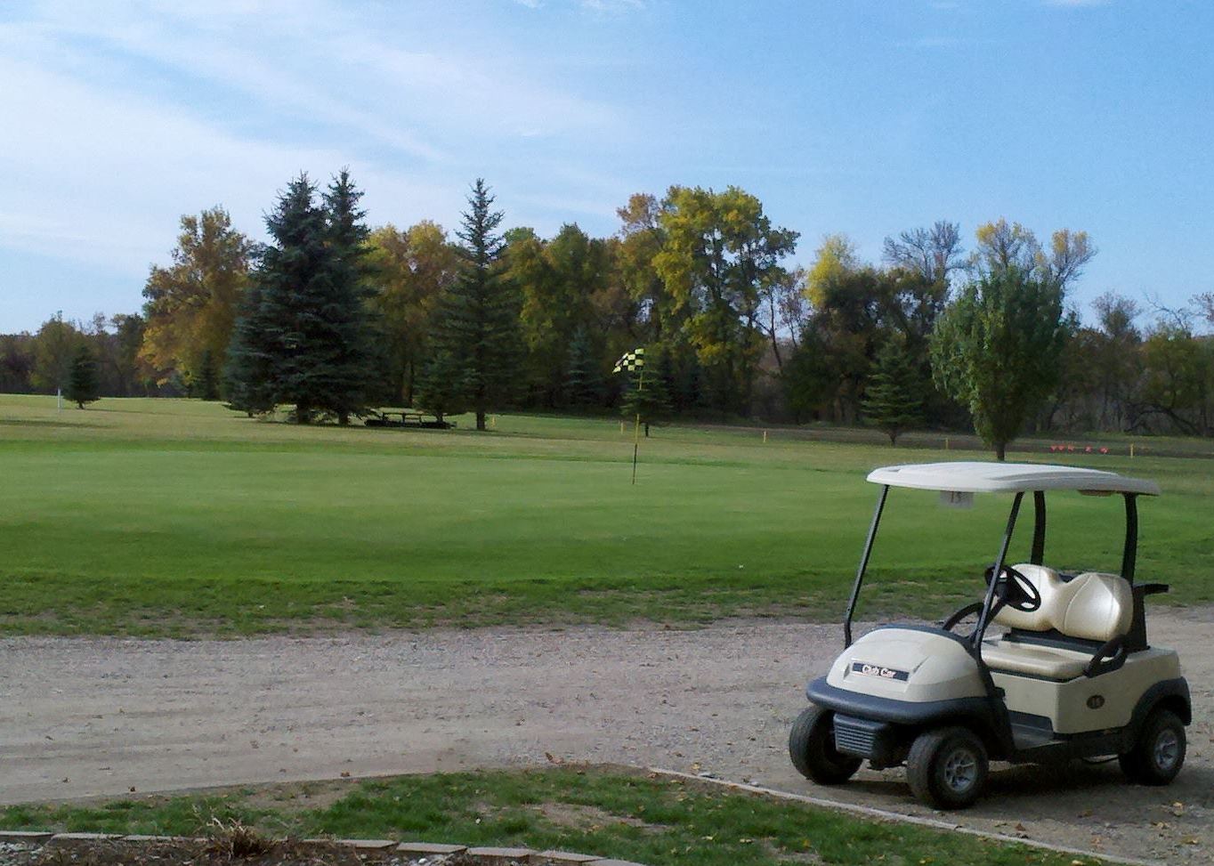 Wildwood Country Club , golf in north Dakota