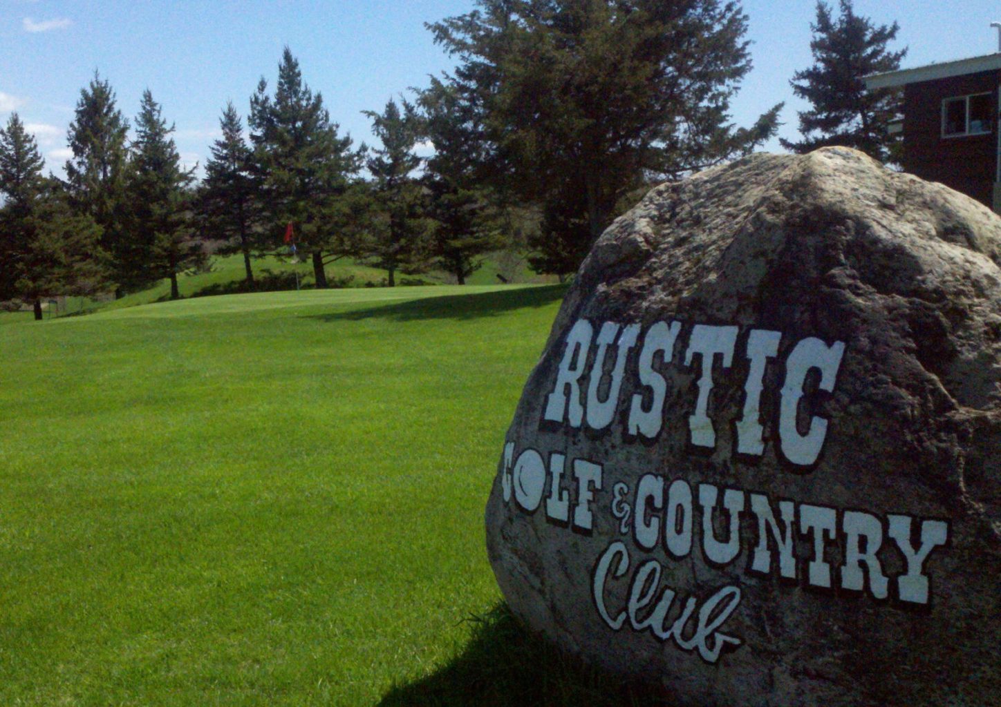 Rustic Golf & Country Club 9 hole Golf in New York