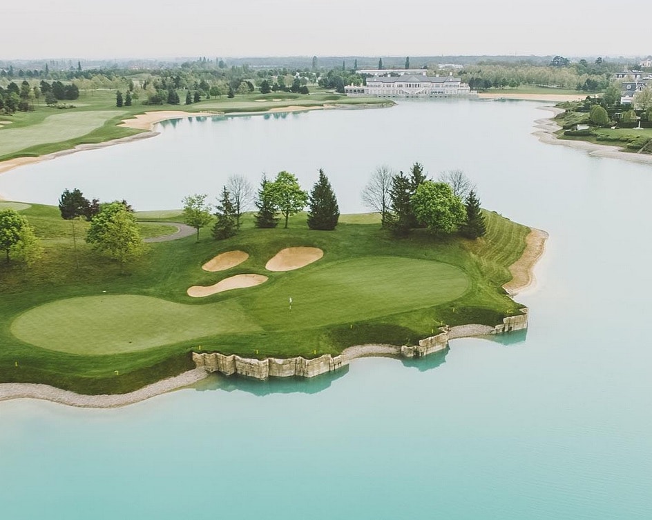 Hole 17th at Fontana Golf Club