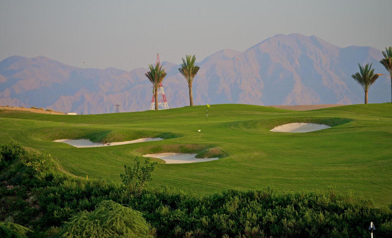 Muscat Hills Golf & Country Club