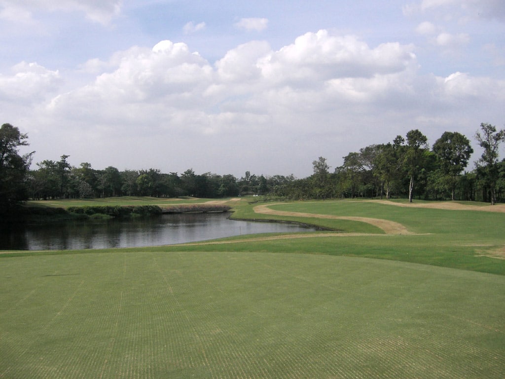 Navatanee golf course